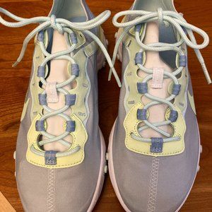 Womens Nike Elements 55/ White Frosted Spruce Size 9